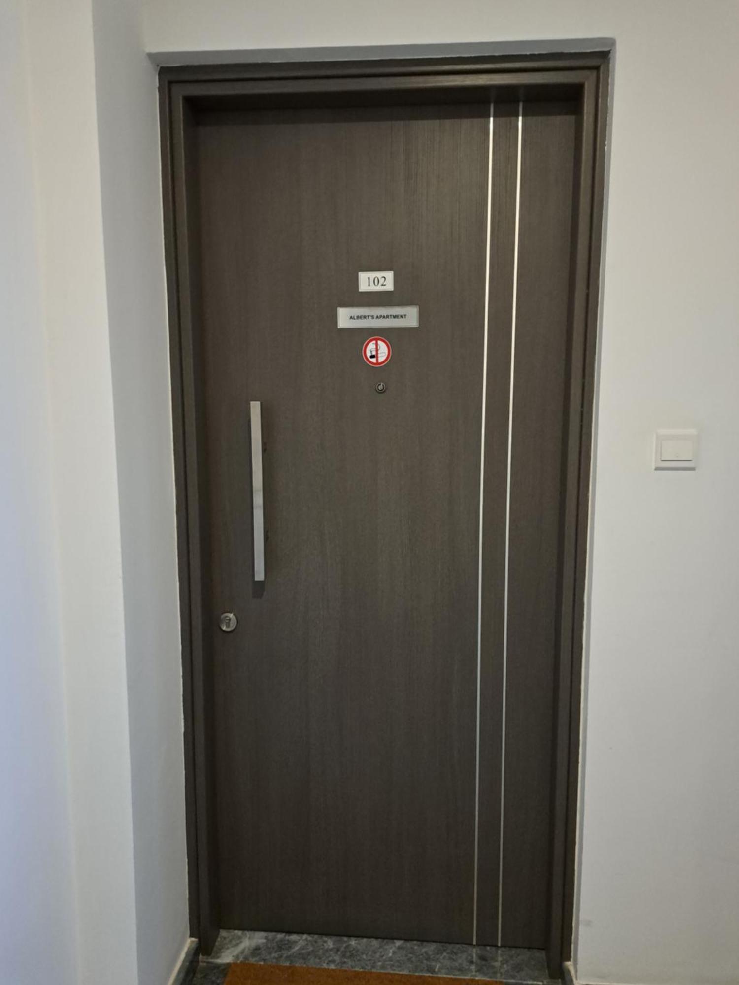 Albert'S Apartment St Lazarus 402 B - First Floor ลาร์นาคา ภายนอก รูปภาพ