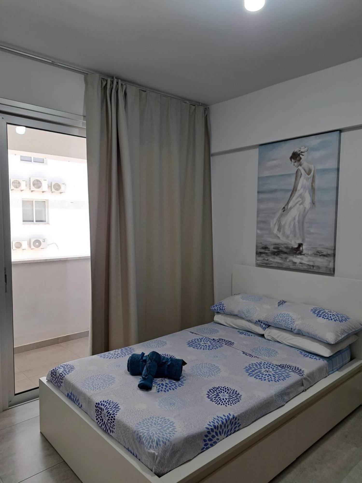 Albert'S Apartment St Lazarus 402 B - First Floor ลาร์นาคา ภายนอก รูปภาพ