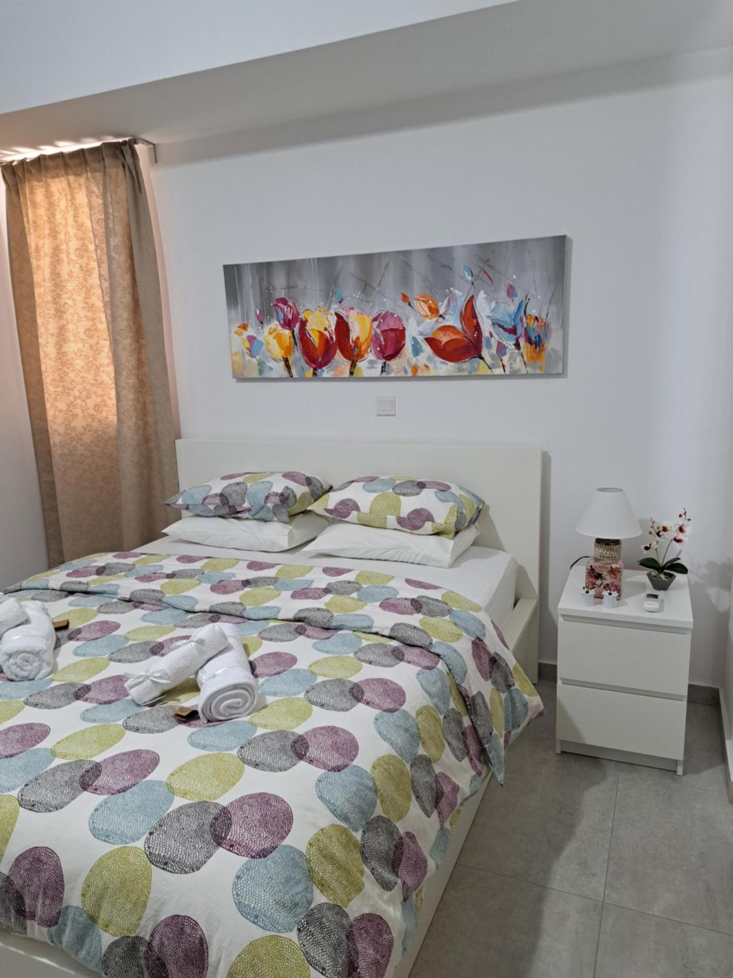 Albert'S Apartment St Lazarus 402 B - First Floor ลาร์นาคา ภายนอก รูปภาพ