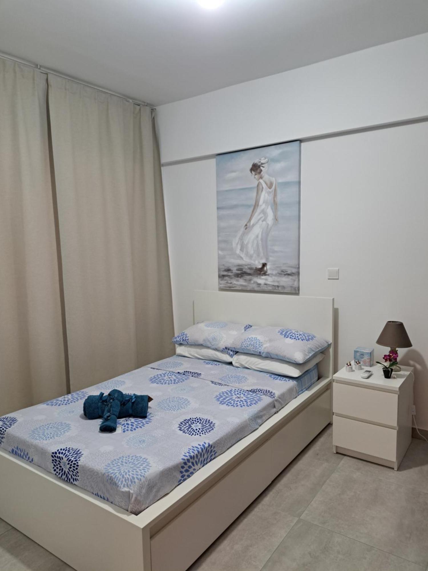 Albert'S Apartment St Lazarus 402 B - First Floor ลาร์นาคา ภายนอก รูปภาพ