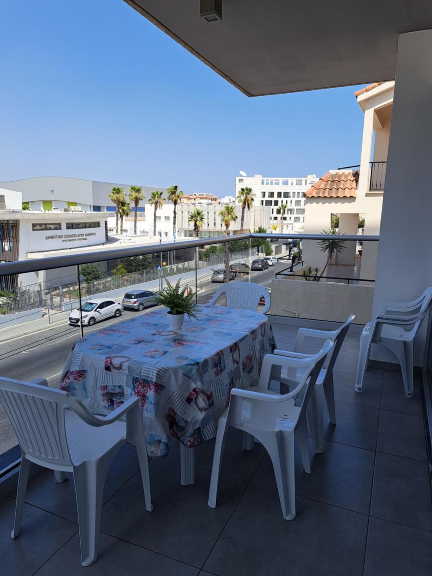 Albert'S Apartment St Lazarus 402 B - First Floor ลาร์นาคา ภายนอก รูปภาพ