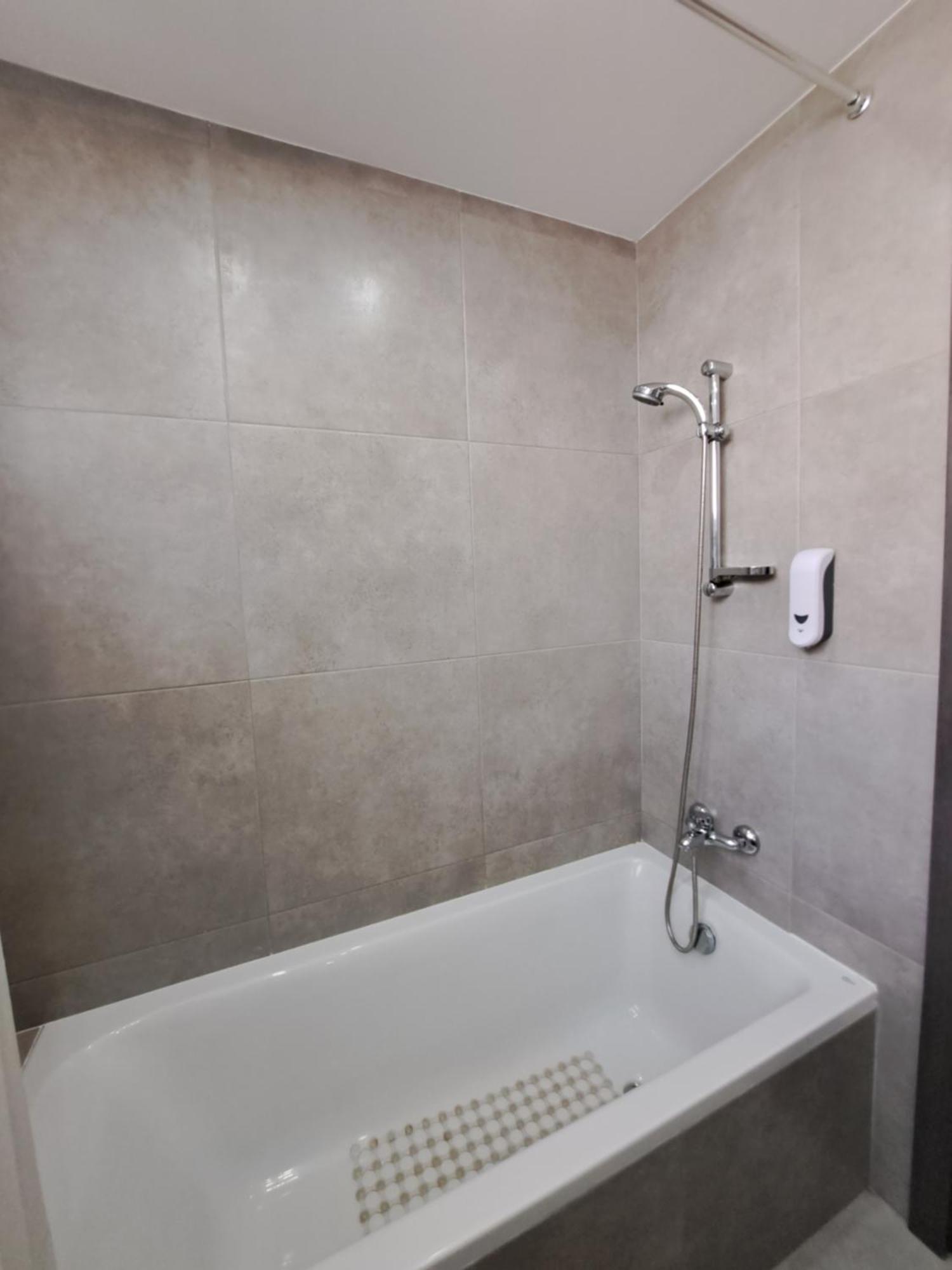 Albert'S Apartment St Lazarus 402 B - First Floor ลาร์นาคา ภายนอก รูปภาพ